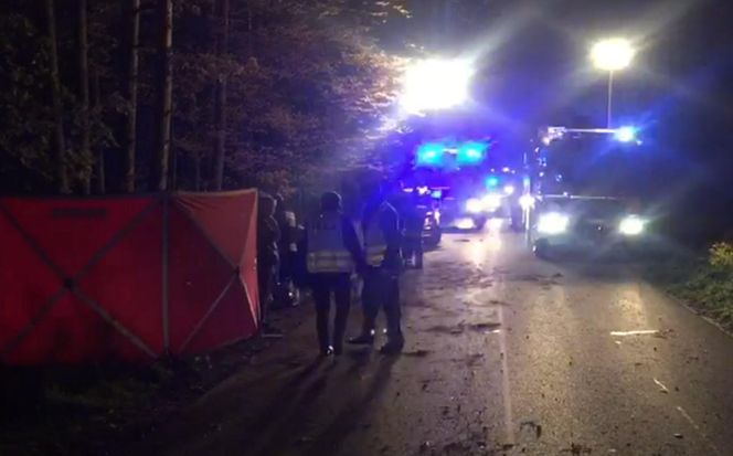 Karolina, Klaudia i Julia roztrzaskały się na drzewie. Młode piłkarki zginęły na miejscu