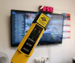 Kierowczyni autobusu miejsckiego  najechała na tył drugiego, także z floty MZK Bydgoszcz. Kobieta prawdopodobnie była pod wpływem niedozwolonych środków