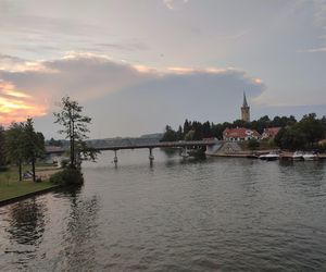 Mikołajki to mazurska Wenecja. Przyciągają turystów z całego świata