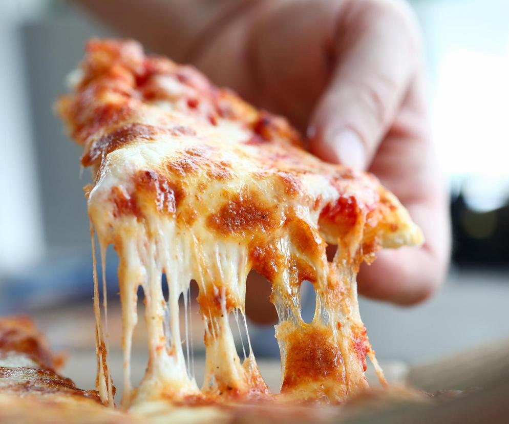 Pizza dobra na poprawę humoru? Skutki dla psychiki mogą być opłakane