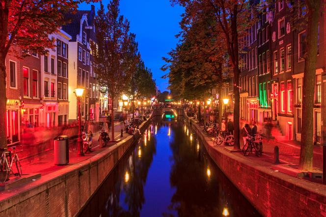 Amsterdam likwiduje dzielnicę czerwonych latarni