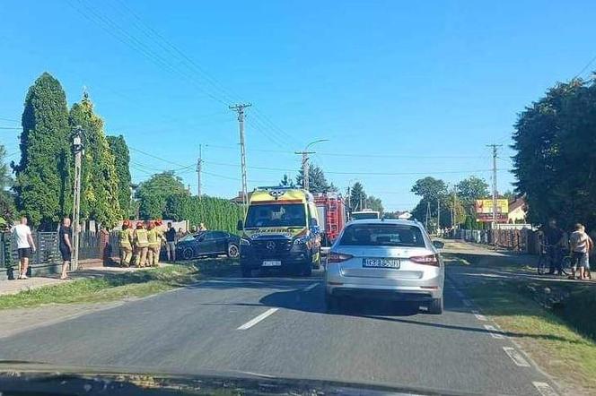 W Stoku Lackim samochód osobowy potrącił rowerzystkę. Występują utrudnienia w ruchu