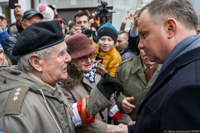 Prezydent Andrzej Duda w Końskich. Podpisał WAŻNĄ ustawę! [ZDJĘCIA]