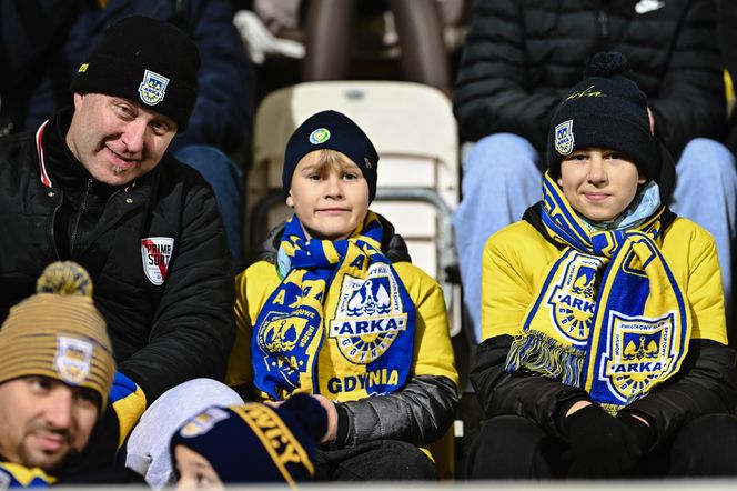 Arka Gdynia - Lech Poznań: Zdjęcia kibiców z meczu 15. kolejki PKO BP Ekstraklasy