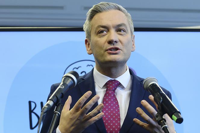 Biedroń zaprasza żonę Adamowicza do swojej partii