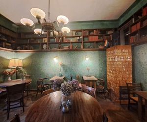 Księgarnio-kawiarnia  Massolit Books w Krakowie
