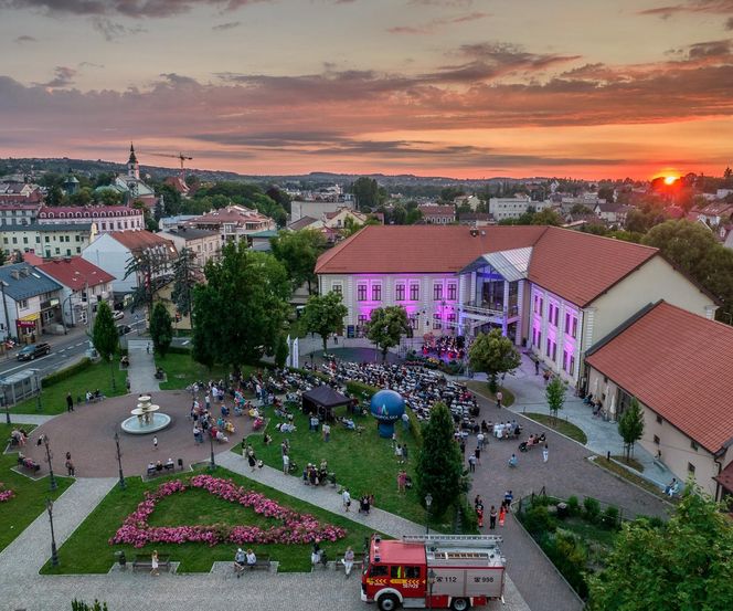 Populacja tego małopolskiego miasta wzrosła o połowę. Leży kilkanaście kilometrów od Krakowa 