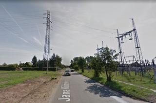 Młoda kobieta weszła na słup energetyczny. Poraził ją prąd, spadła i zginęła na miejscu