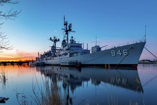 Gdańsk. Amerykański niszczyciel USS Forrest Sherman cumuje w porcie