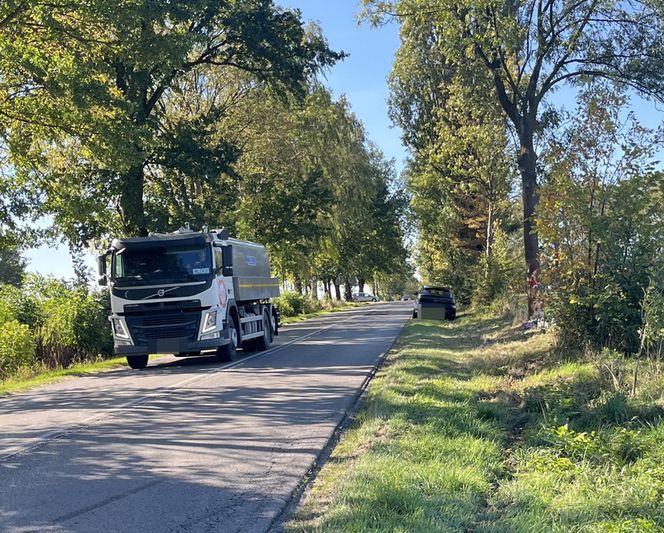 Tragiczny wypadek w Zalesiu. Nie żyje 23-letni kierowca BMW