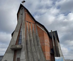 Budowany kościół na Zaciszu