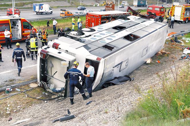 Katastrofa  polskiego  autokaru  we  Francji: Cały autobus był we krwi
