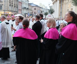 76. rocznica Cudu Lubelskiego. Procesja różańcowa w centrum Lublina