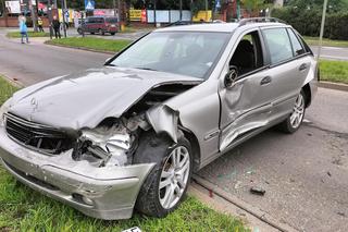 Potężny karambol w Bydgoszczy. 11 pojazdów, sześciu poszkodowanych. Zdjęcia z miejsca wypadku