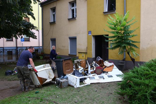 Tak wyglądają Głuchołazy po przejściu powodzi. Niewyobrażalna skala zniszczeń