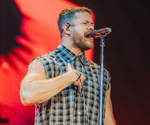 Koncert Imagine Dragons w Warszawie (18.07.2025). Organizatorem koncertu jest Live Nation, a patronem medialnym - Radio ESKA