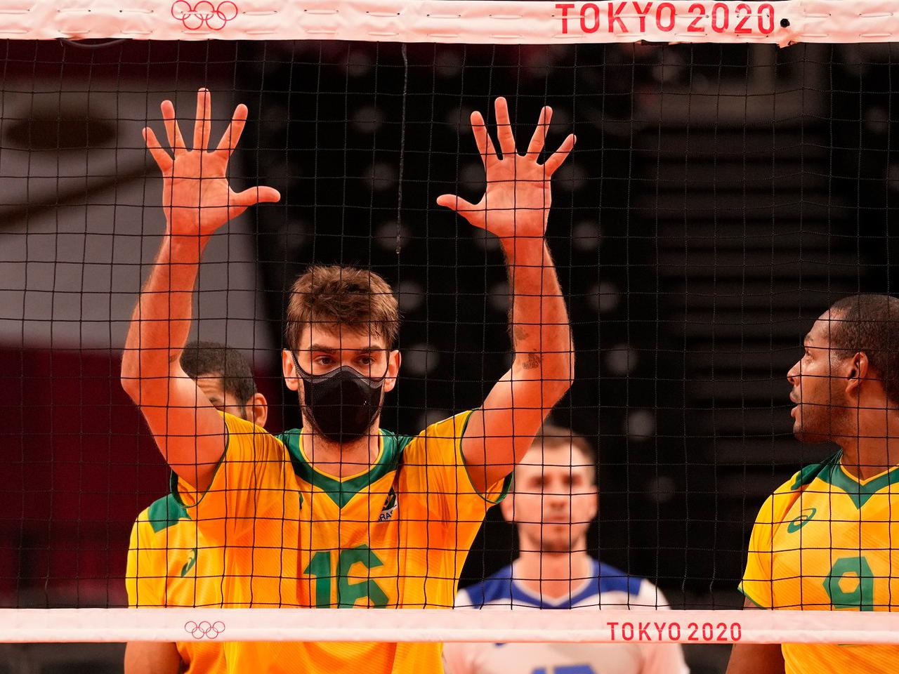Czemu Lucas nosi maseczkę? Cała prawda na temat Brazylijczyka