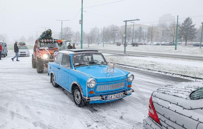 Parada Świątecznych Samochodów w Tychach