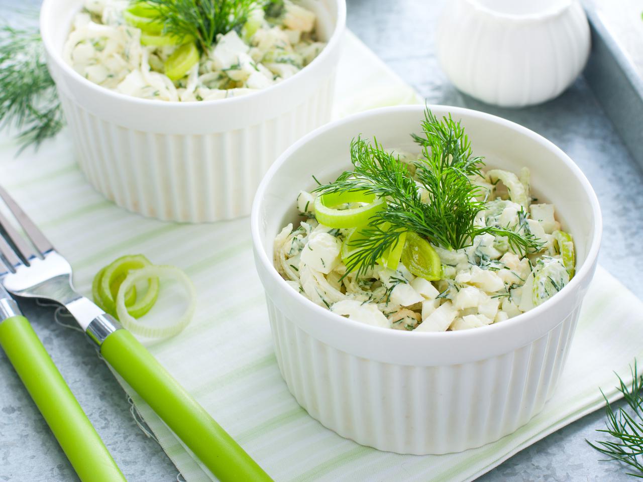 Sałatka jajeczna z porem - przepis na śniadanie i na kolację