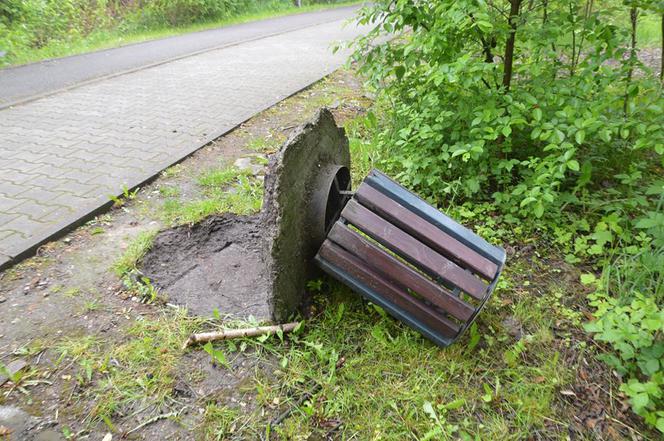 Łaziska. Tornado GŁUPOTY na ścieżkach zdrowia! Wandale wszystko zniszczyli
