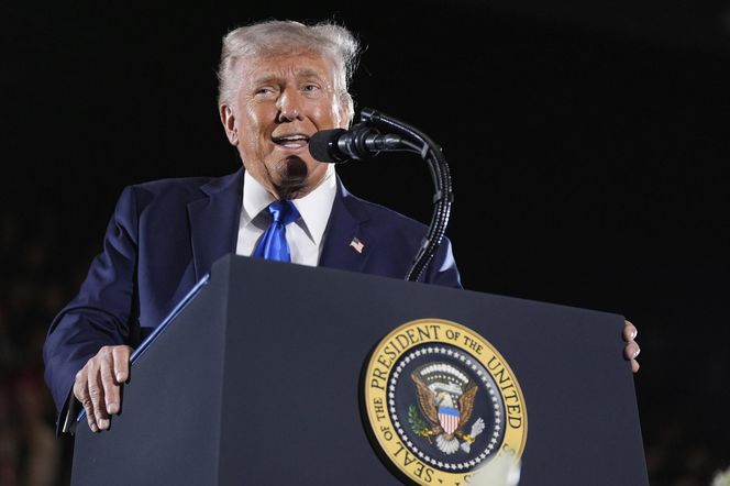 Administracja Trumpa zapłaci nielegalnym imigrantom za wyjazd z USA