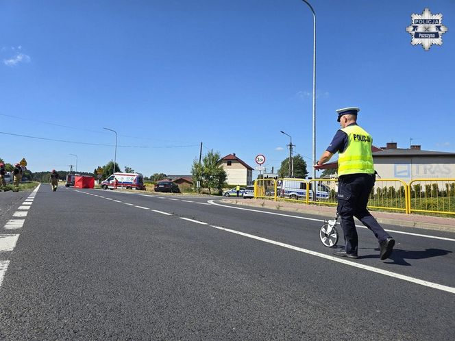 Kobiór. Śmiertelny wypadek na DK nr 1. Pasażerka citroena nie żyje [ZDJĘCIA]