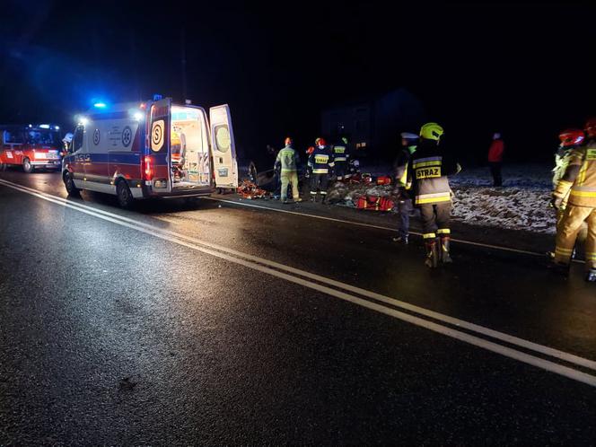 wypadek w Parszowie 11.02.2022