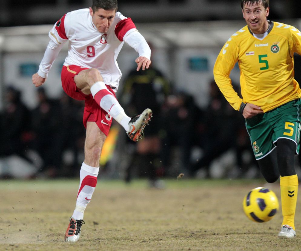 Robert Lewandowski, Andrius Skerla