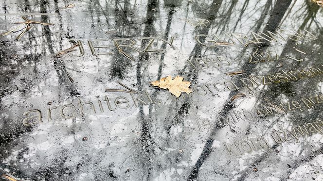 Grób Jerzego Gurawskiego w Poznaniu na Miłostwowie
