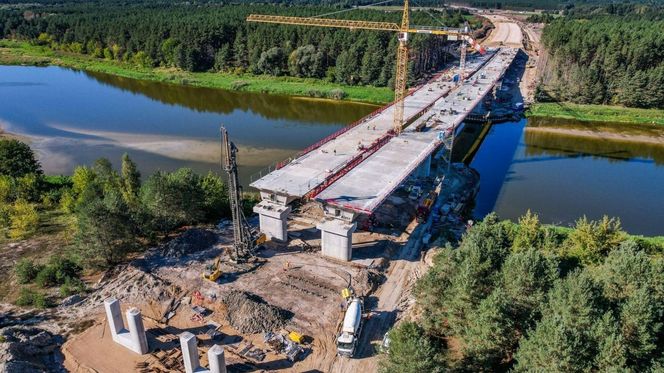 W pobliżu tej miejscowości na Podlasiu powstaje imponująca estakada. Połączy drogę S19 na Podlasiu