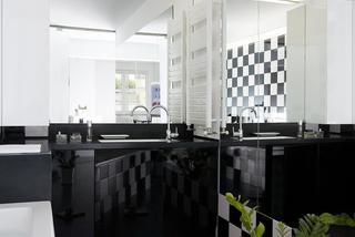 Czarno-biało łazienka