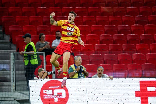 Liga Konferencji: Jagiellonia zremisowała w Tiranie i awansowała do fazy ligowej!