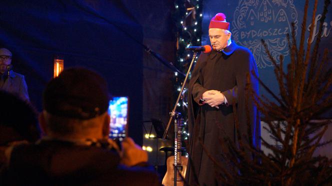 Betlejemskie światełko dotarło do Bydgoszczy. Wyjątkowe życzenia dla mieszkańców