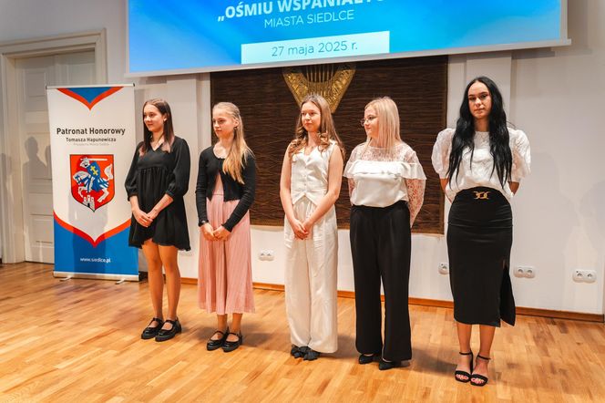 Młodzi działacze społeczni docenieni przez miasto Siedlce