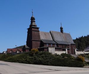 Ta wieś w Małopolsce słynie z folkloru. Jej mieszańcy kultywują zapomniane obrzędy ludowe