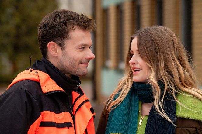 Na sygnale, odc. 691. Nowy (Kamil Wodka), Zosia (Maja Wacnik)