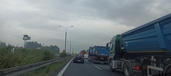 Gigantyczne korki na DK86 w Sosnowcu. Ruszył remont. Więcej niż 20 km/h nie pojedziecie!