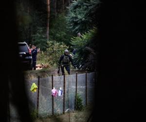 Strzelanina na Mazurach. Sąsiad zastrzelił sąsiada i zabarykadował się w domu