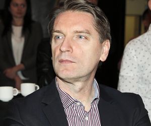 Oskarżany o mobbing i molestowanie Lis odtrąbił zwycięstwo. Ale zapomniał o maleńkim szczególe