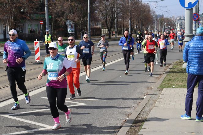 21. Bieg „Recordowa Dziesiątka" - zdjęcia z trasy