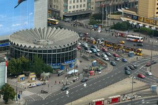 Aż trudno uwierzyć, że tak 20 lat temu wyglądała Warszawa. Miasto nie do poznania!