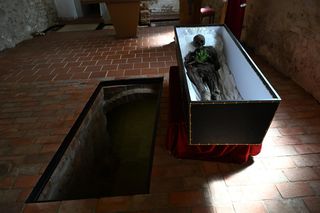 Mumia szlachcica odkryta w Komorowie