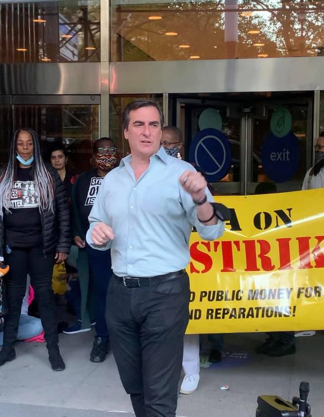 Chcą postawić przed sądem prezydenta