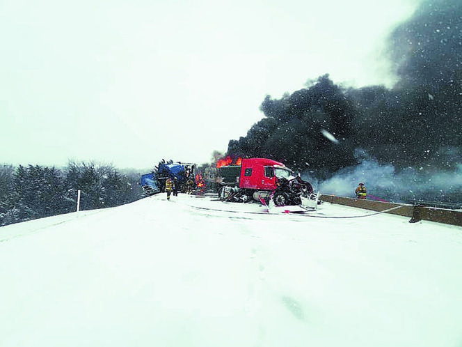 Płonęli na oblodzonej autostradzie 