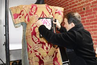 Lubelscy naukowcy skanują w 3D zabytkowe szaty liturgiczne! [ZDJĘCIA]