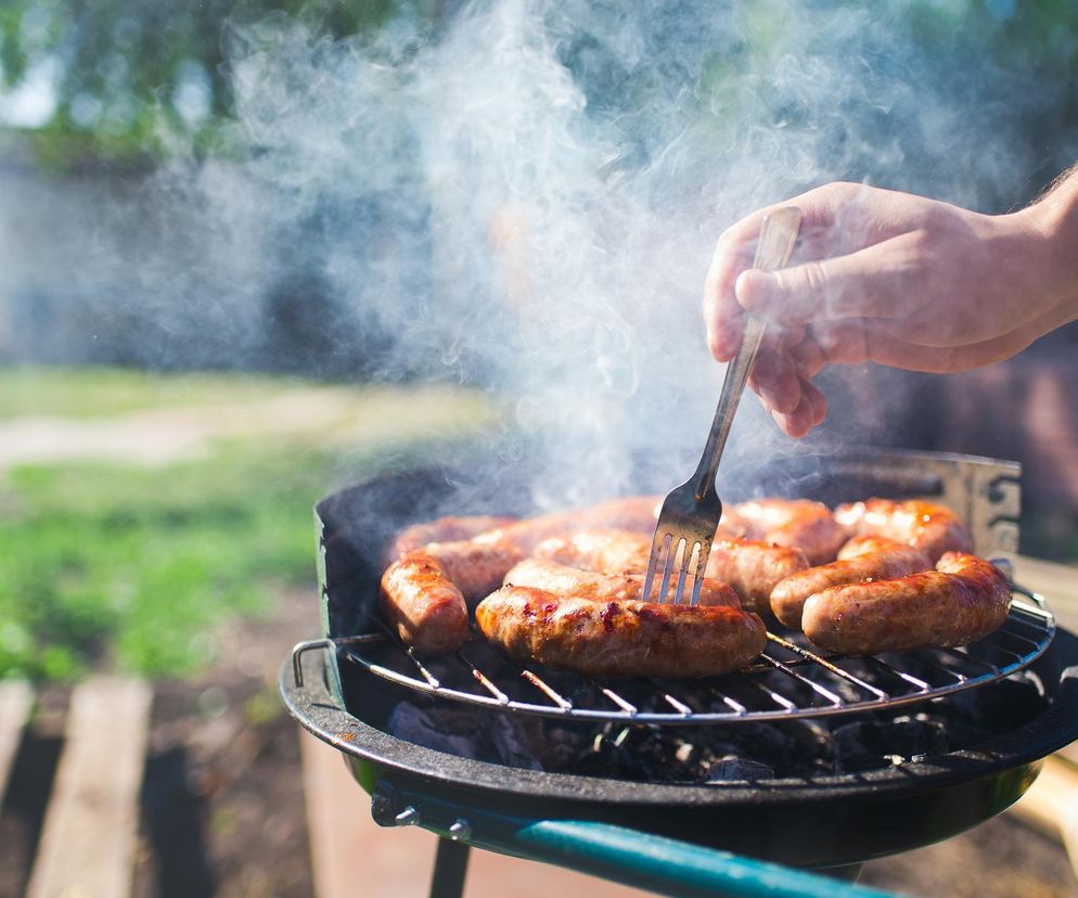 Przyczyny bólu brzucha po jedzeniu z grilla 