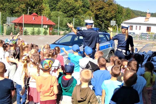 Trwa policyjna akcja Bezpieczna droga do szkoły