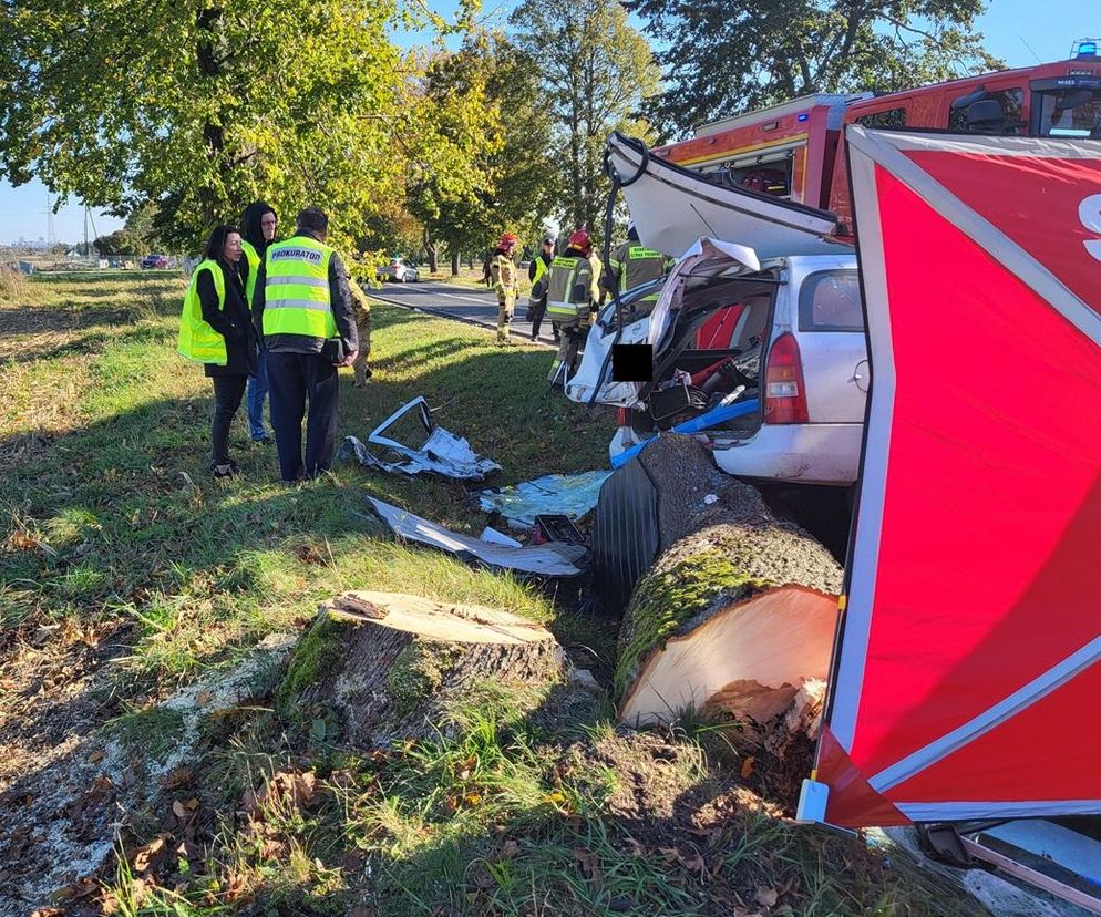 Tragiczny wypadek pod Rypinem. Kierowca MAN-a wjechał w opla. Nie żyje 28-latek 