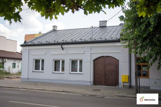 Bełchatów: 6 mln zł na remont Kamienic Tkaczy. Jak wyglądają budynki po remoncie?