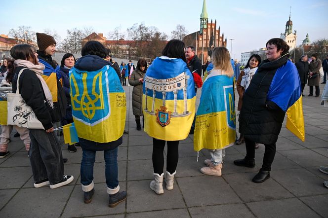 Demonstracja "Trzy lata w obronie Ukrainy" na pl. Solidarności